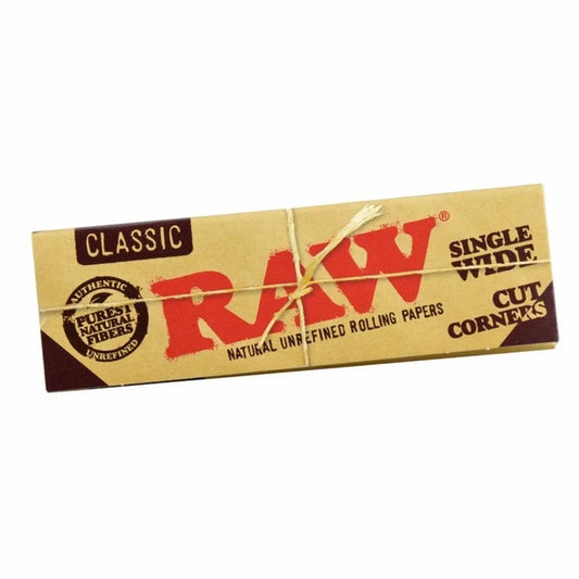 RAW® Classic Cut Corners Rolling Papers Single Wide
